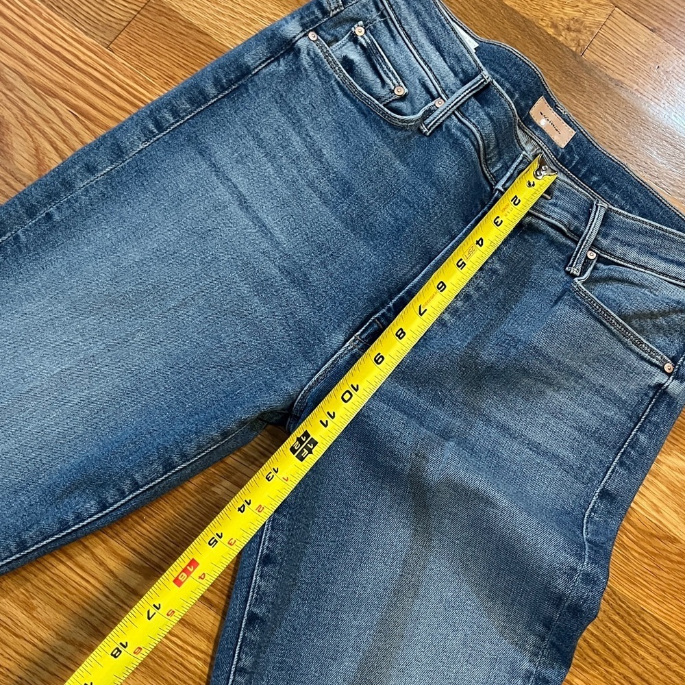 MOTHER The Weekender Fray Jeans Size 32 NWT - Picture 8 of 14